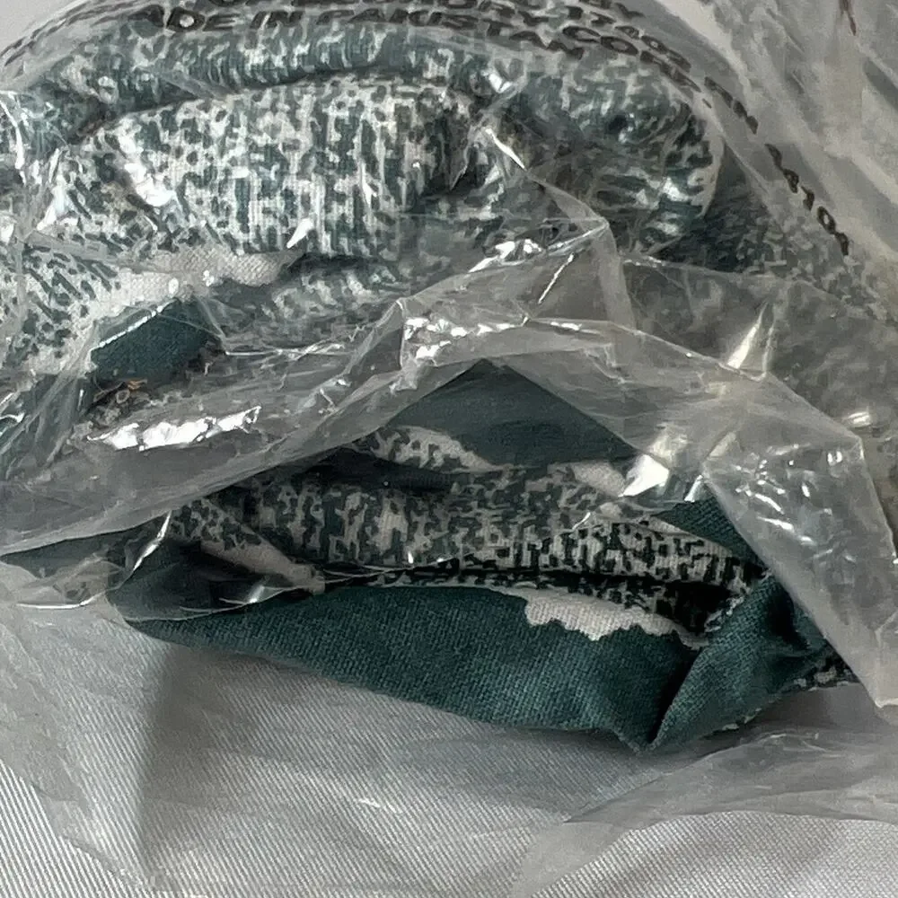 Vintage 1995 Home Coordinate Standard Pillowcases 20x30 Abstract Teal 2 Pack